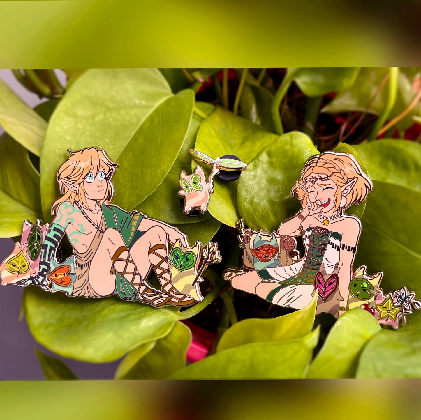 Link & Zelda with Koroks hard enamel pin SET - PREORDER