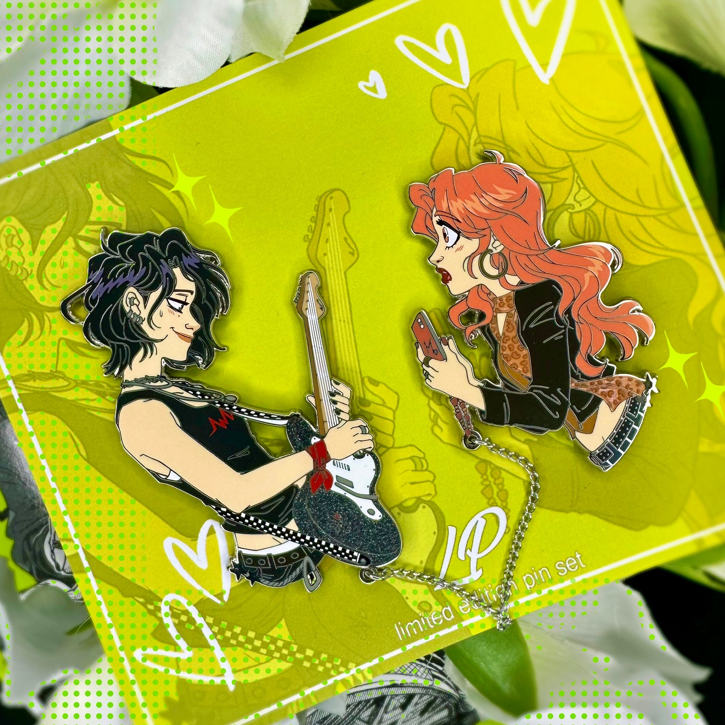 Mitsuki & Aya hard enamel chained pin SET