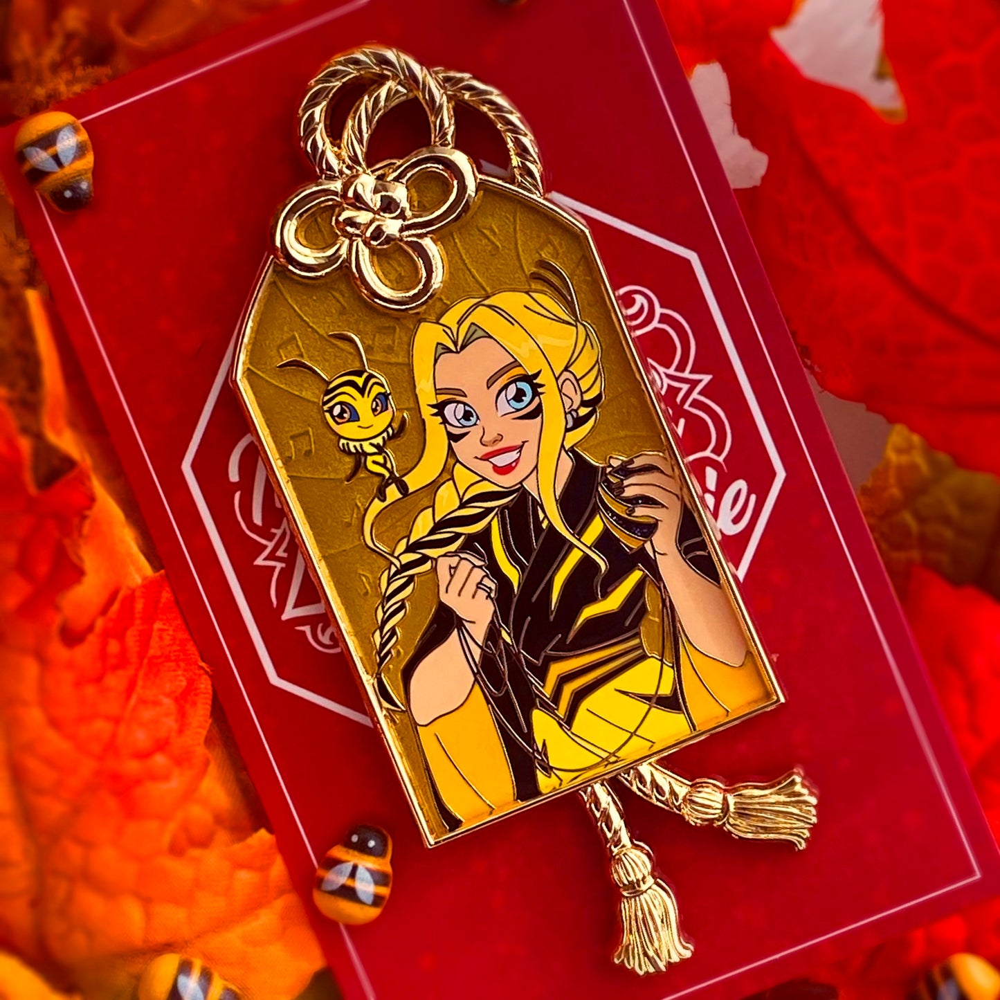 The Lucky Charm Serie: Zoé & Pollen hard enamel PoP